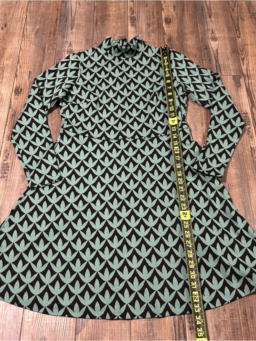 Boden Green High Neck Jacquard Knit Dress With Petal Print - Size 6R US/10R UK - Picture 8 of 8